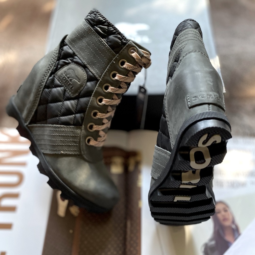 Sorel Lexie Wedge Lug Sole Booties - Picture 14 of 14